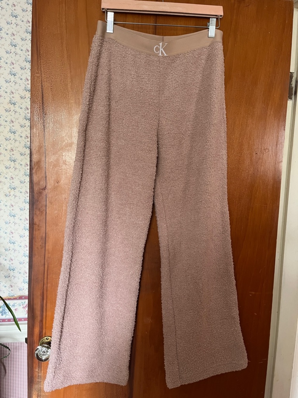 Calvin Klein Plush Bouclé Lounge Pants - Mauve Taupe
